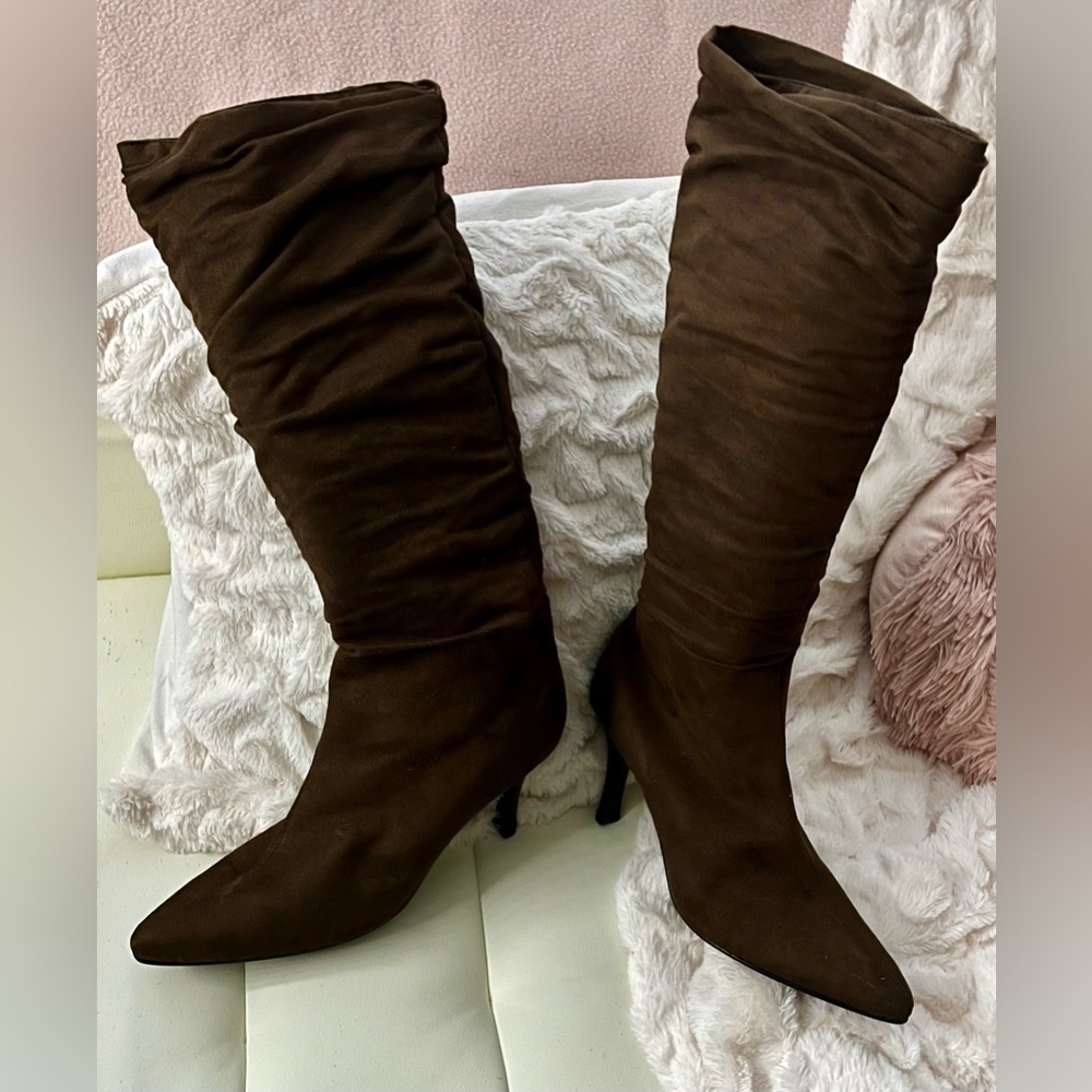NEW Chadwick's of Boston Brown Faux Suede Scrunch Knee High Boots 11M - Picture 8 of 13